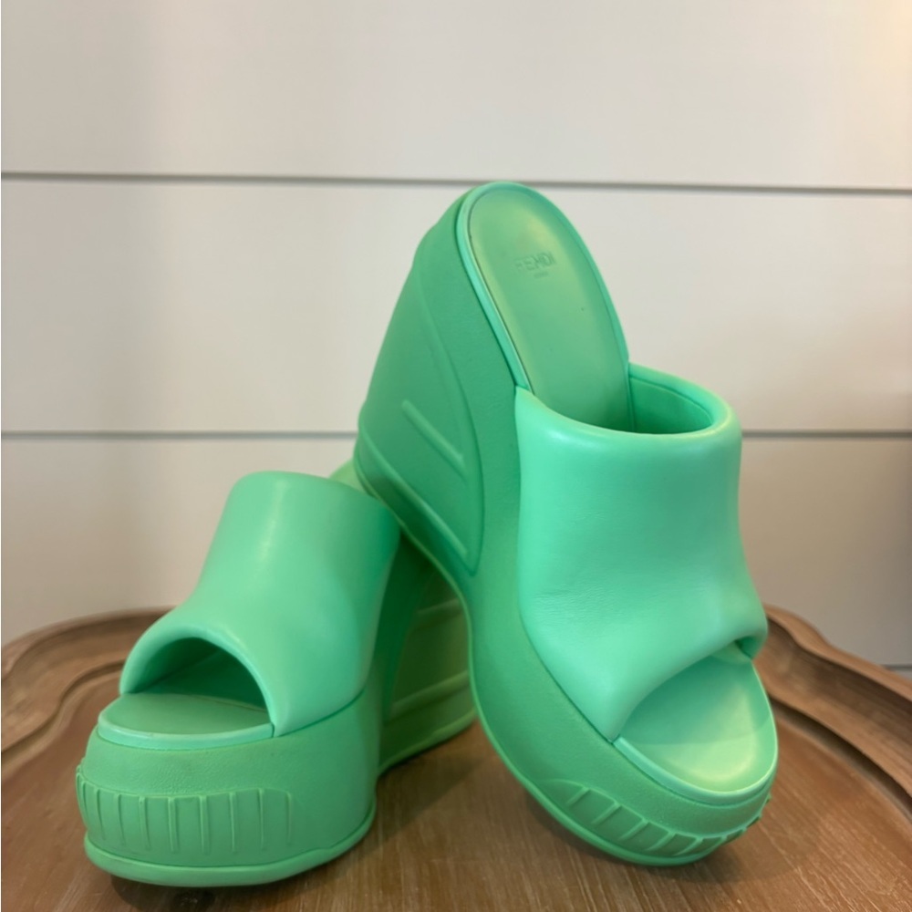 FENDI Nappa Fashion Show Platform 140mm Slide Sandals 39.5 - Picture 2 of 15